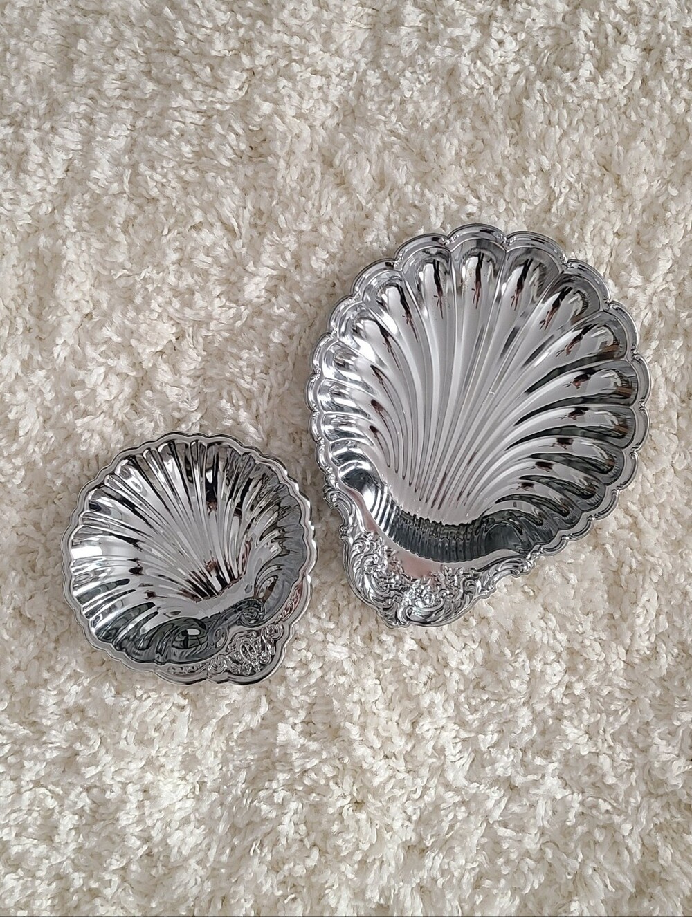 Set of 2 Vintage Silver Clamshell Sea Shell Catchall Trays